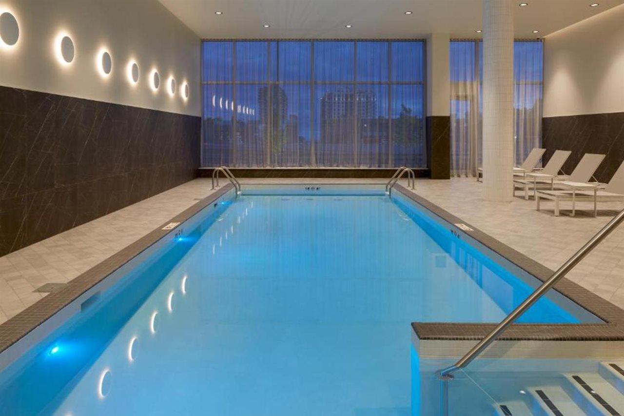 Hilton Garden Inn Montreal Midtown, Quebec, Canada Kültér fotó