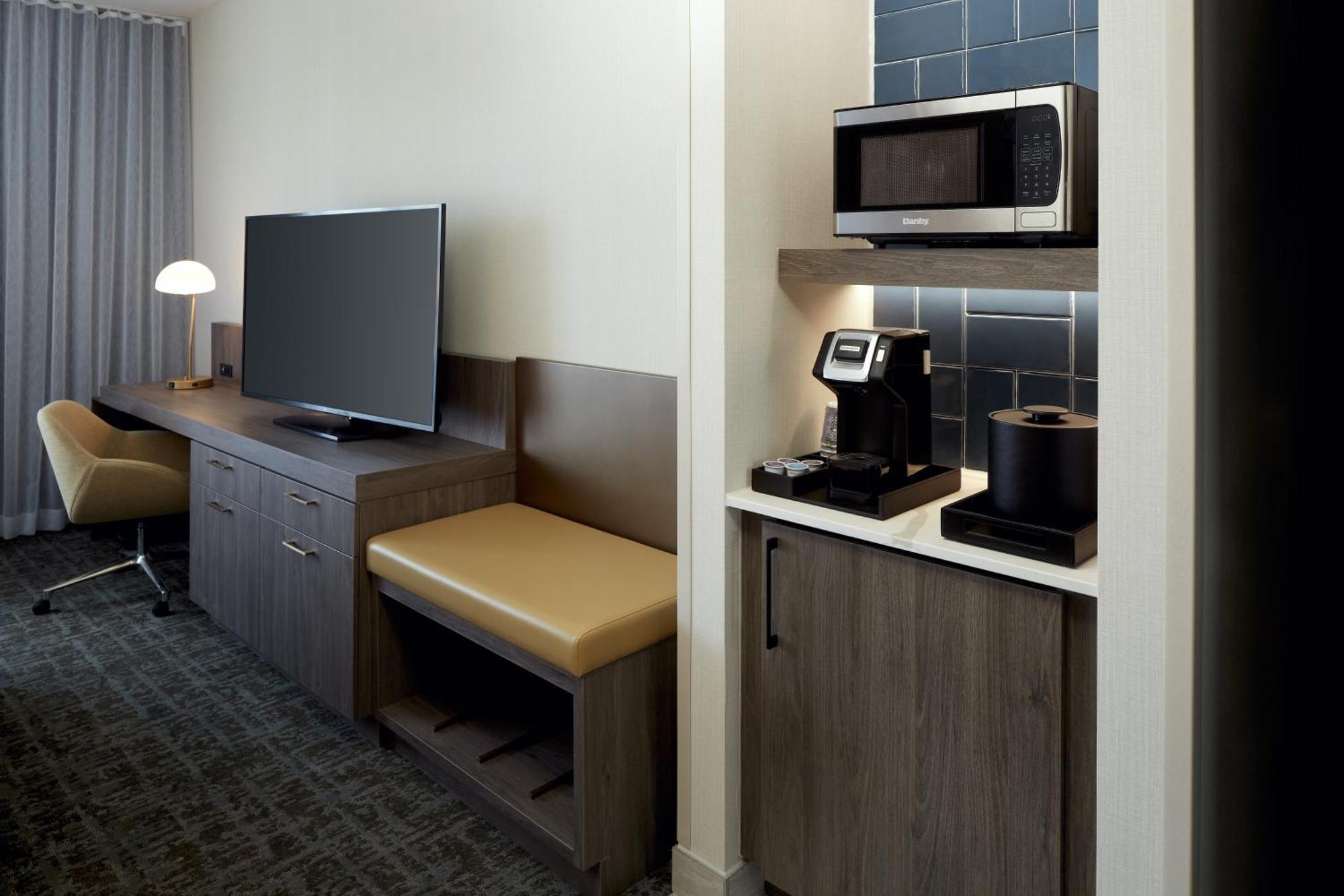 Hilton Garden Inn Montreal Midtown, Quebec, Canada Kültér fotó